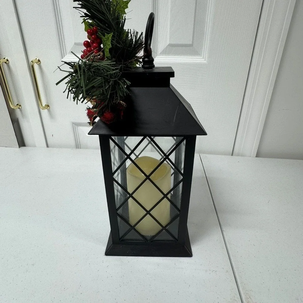 2 Black‎ Metal Led Christmas Lanterns.